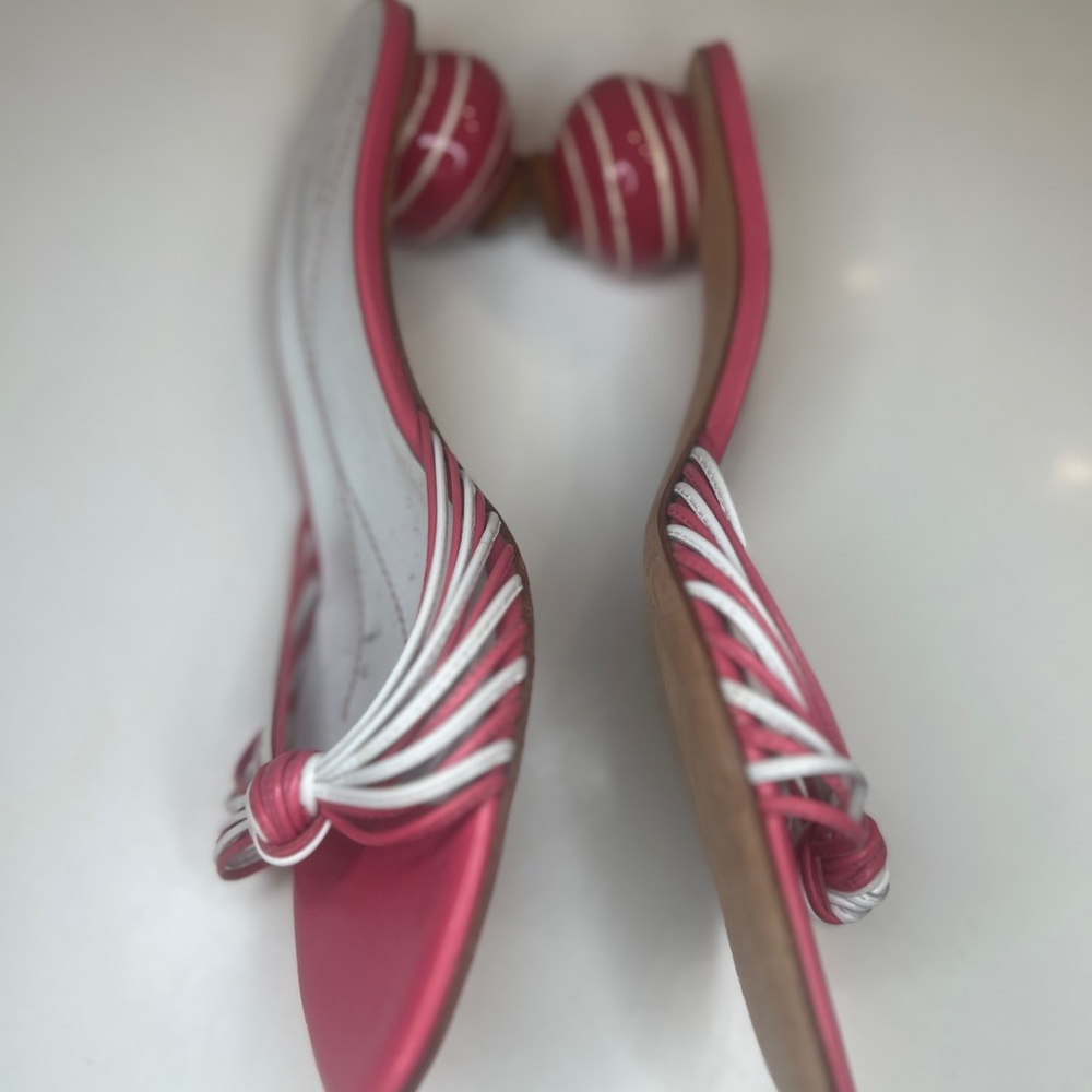 Kate Spade New York Pink & White Sandals in Excellent Condition - Picture 13 of 15